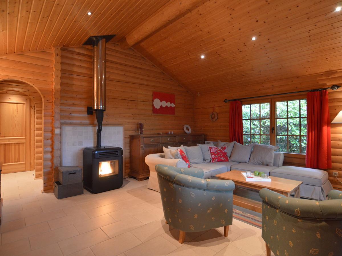 Charming Chalet With Private Garden In Stavelot Hockai Eksteriør bilde