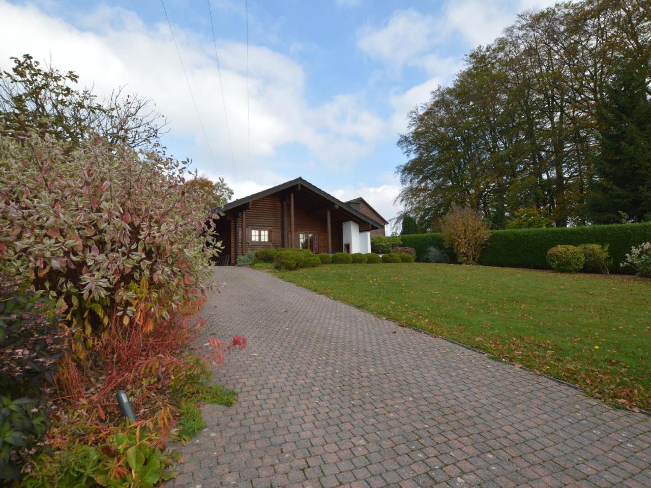Charming Chalet With Private Garden In Stavelot Hockai Eksteriør bilde